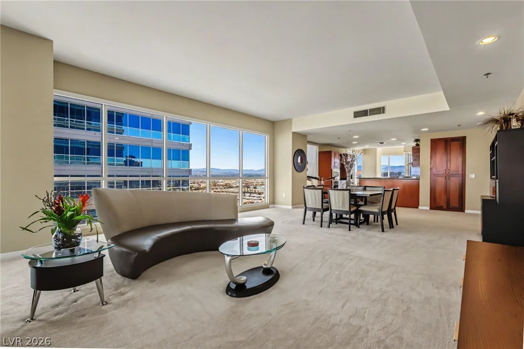 4525 Dean Martin, Las Vegas, NV 89103