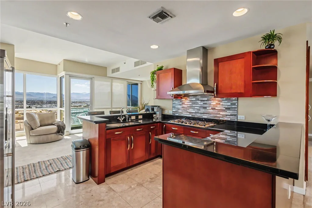 4525 Dean Martin, Las Vegas, NV 89103