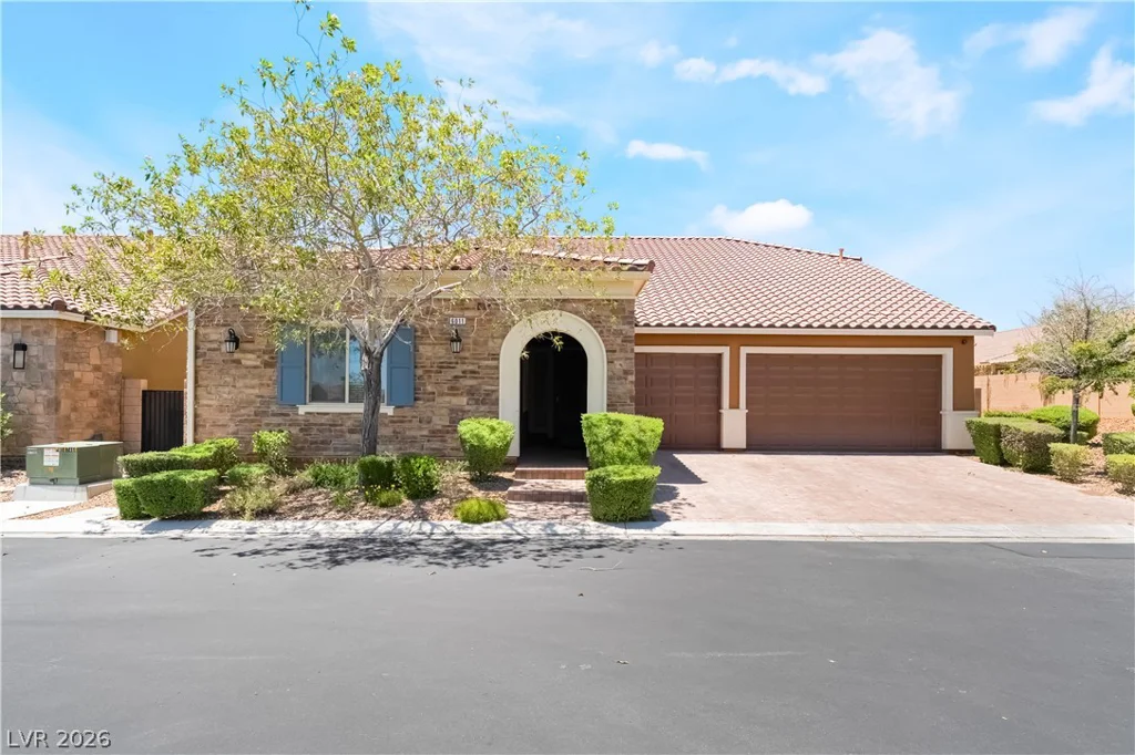 6011 Vista Clara Street, Las Vegas, NV 89148