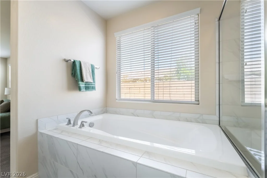 6011 Vista Clara Street, Las Vegas, NV 89148
