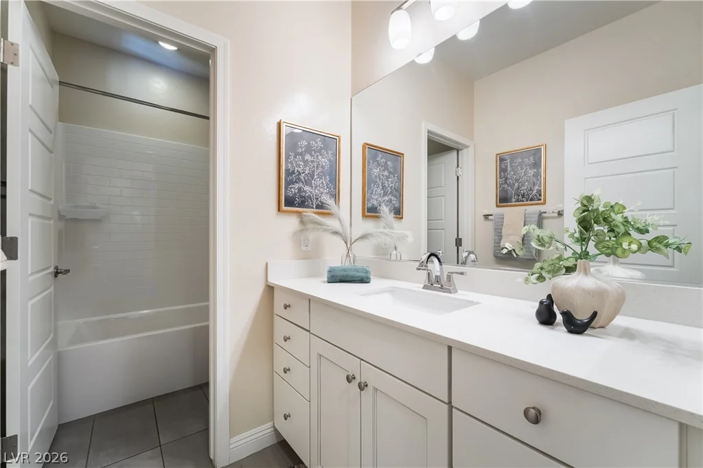 6011 Vista Clara Street, Las Vegas, NV 89148