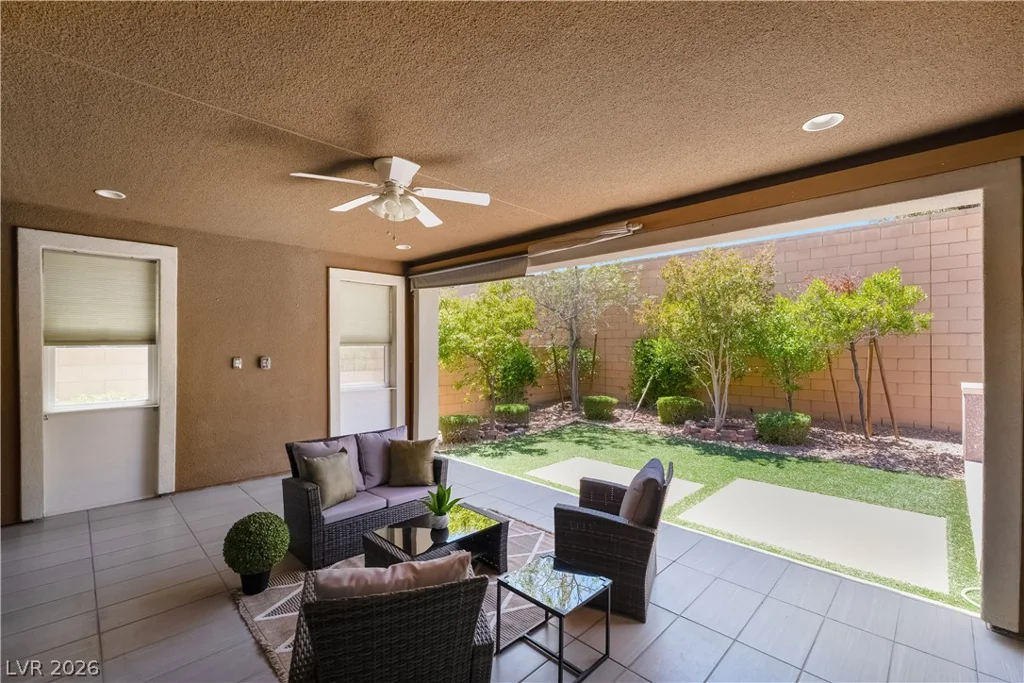 6011 Vista Clara Street, Las Vegas, NV 89148