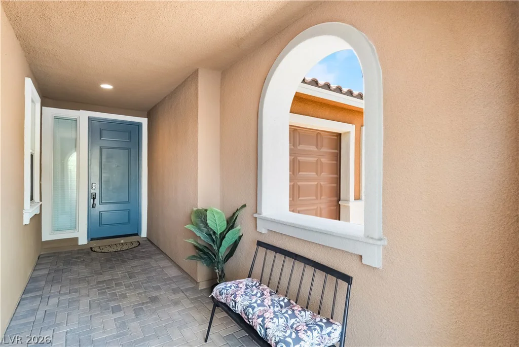 6011 Vista Clara Street, Las Vegas, NV 89148