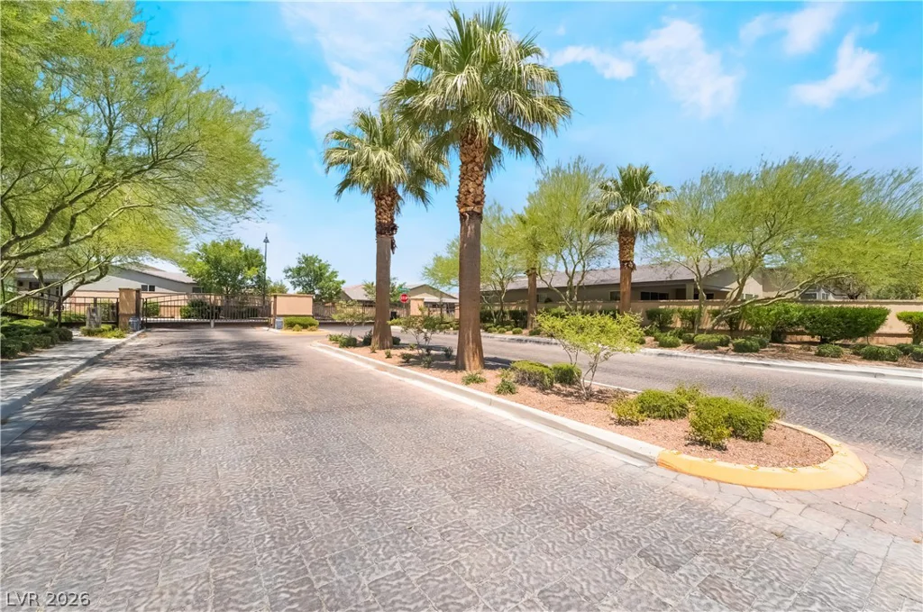 6011 Vista Clara Street, Las Vegas, NV 89148