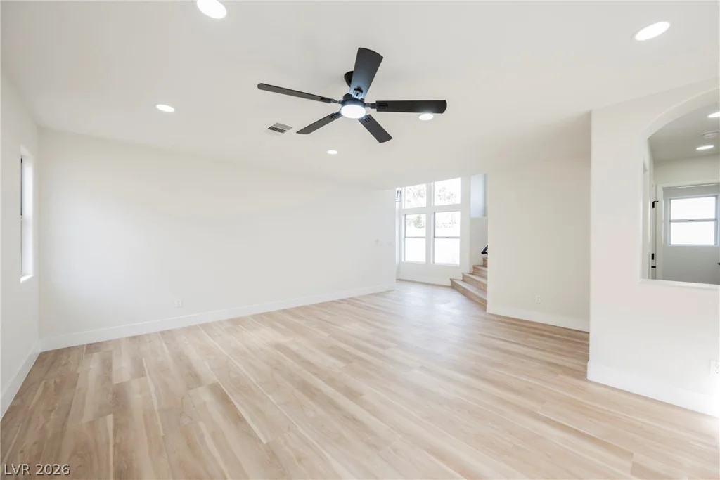 9516 Fox Forest, Las Vegas, NV 89129
