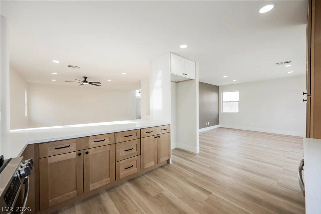 9516 Fox Forest, Las Vegas, NV 89129