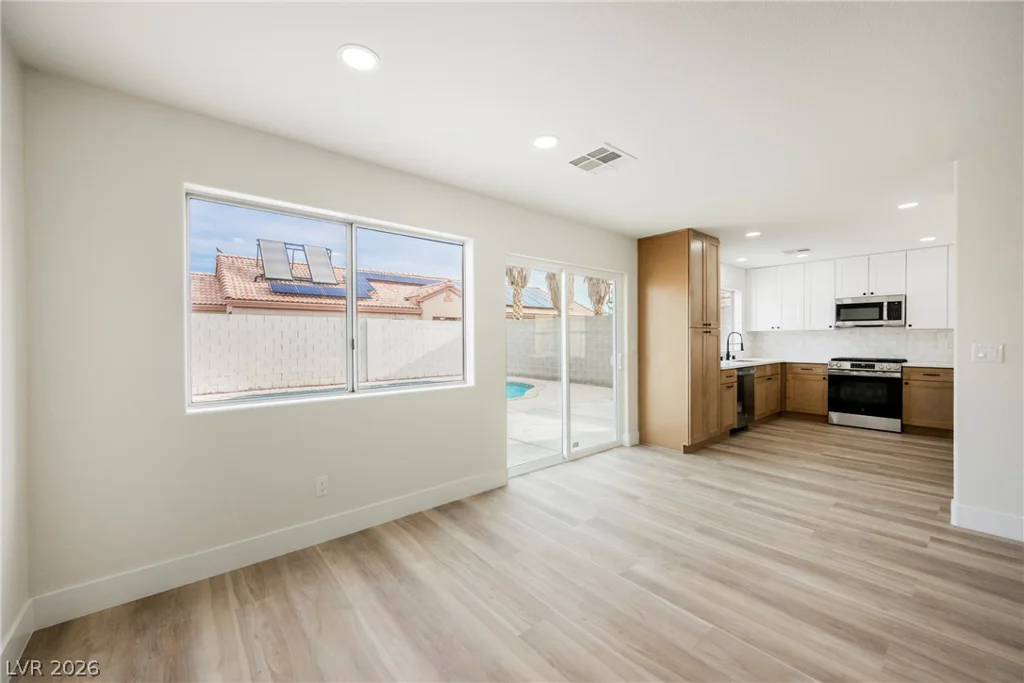 9516 Fox Forest, Las Vegas, NV 89129