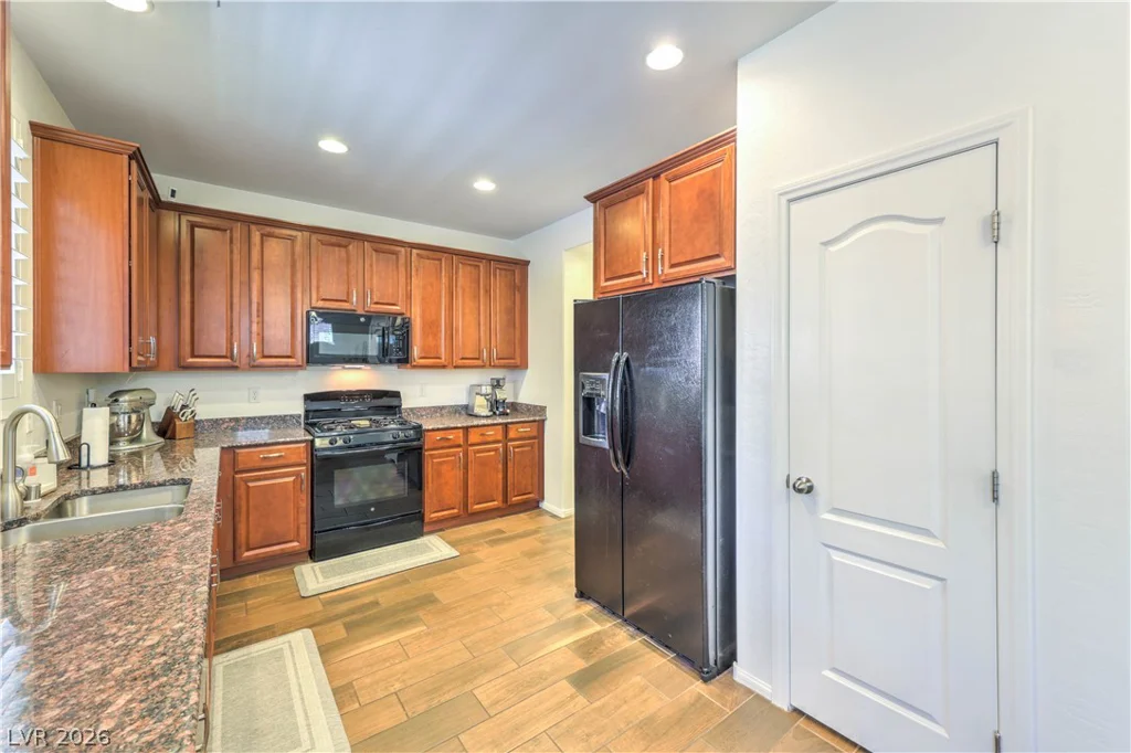 9317 Flowering Tulip, Las Vegas, NV 89166