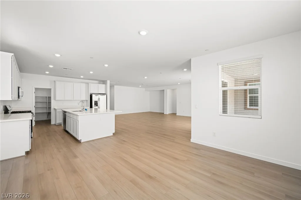 10874 Lewis Pointe, Las Vegas, NV 89166