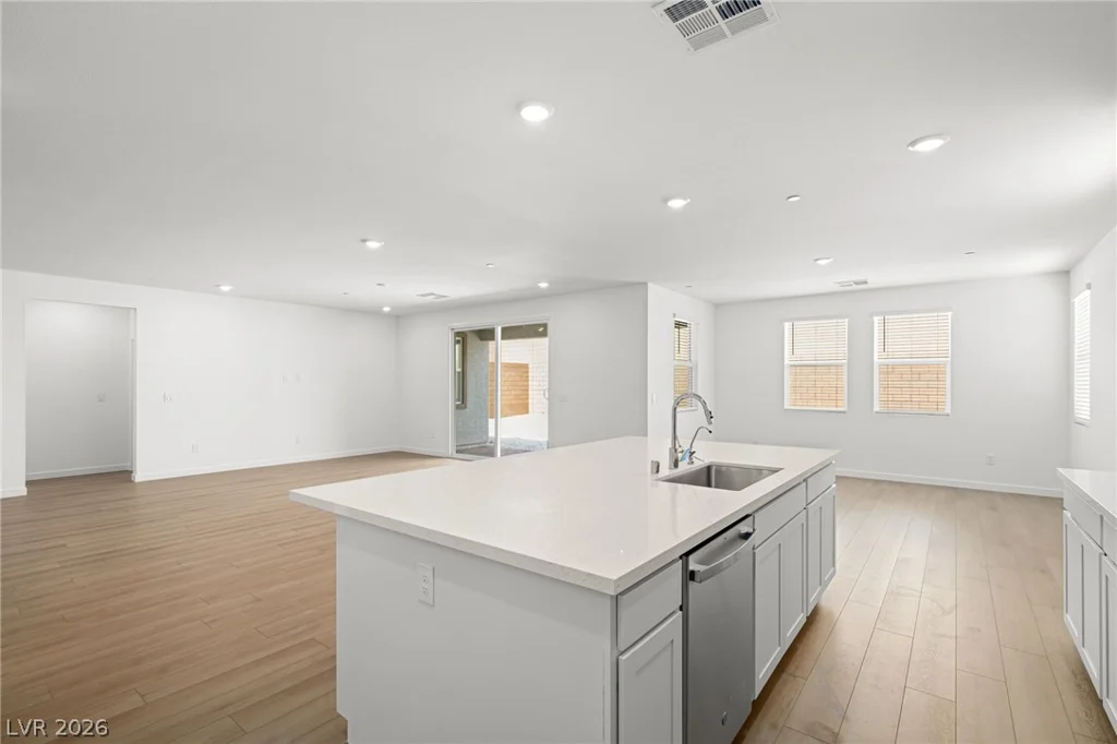 10874 Lewis Pointe, Las Vegas, NV 89166