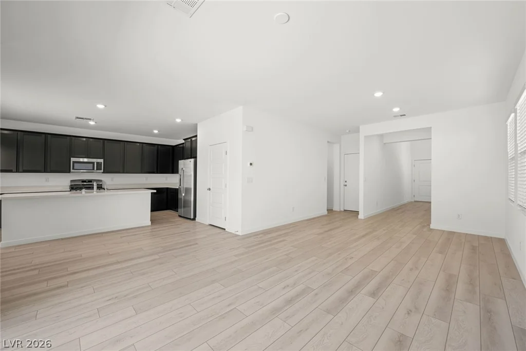 2620 Saunder, North Las Vegas, NV 89032