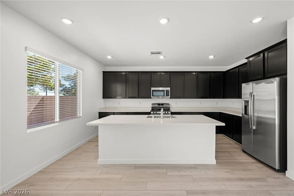 2620 Saunder, North Las Vegas, NV 89032