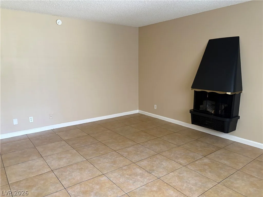 2080 Karen, Las Vegas, NV 89169