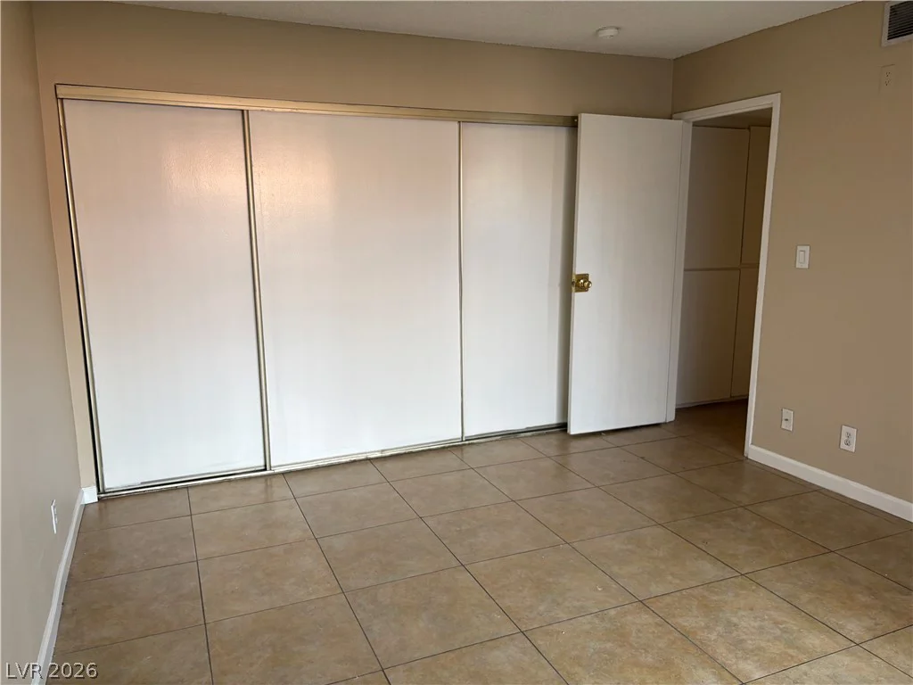 2080 Karen, Las Vegas, NV 89169