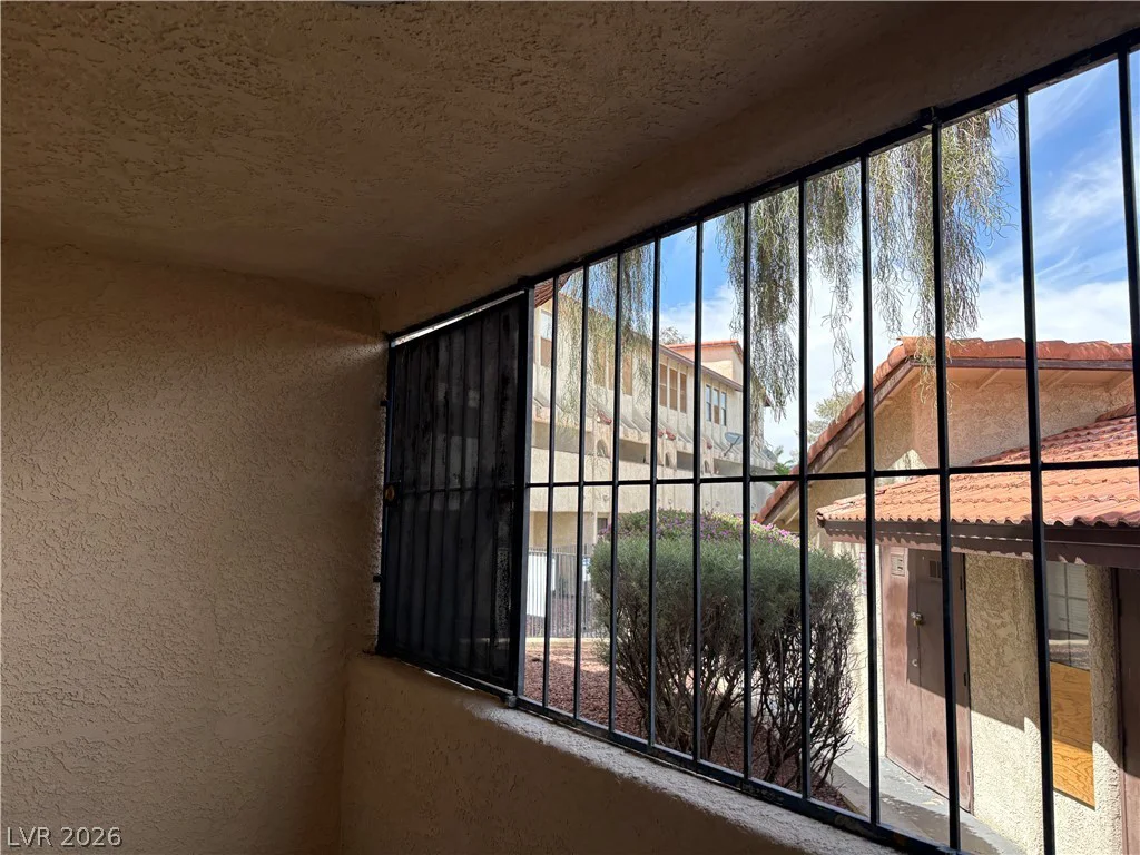 2080 Karen, Las Vegas, NV 89169