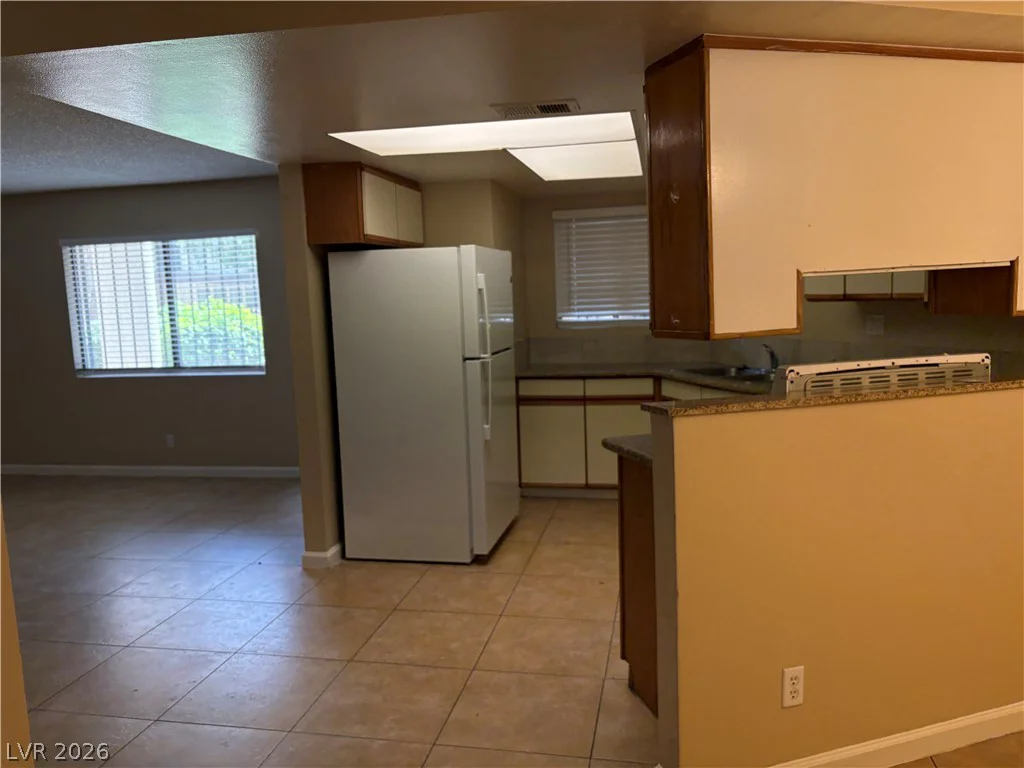 2080 Karen, Las Vegas, NV 89169