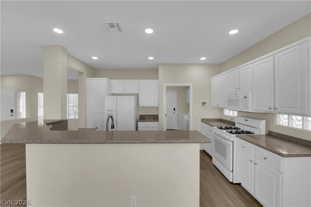 2847 Forest Grove, Henderson, NV 89052