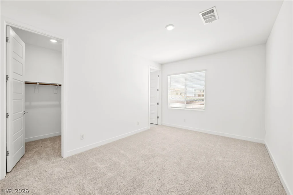 10002 Decano Ridge, Las Vegas, NV 89141