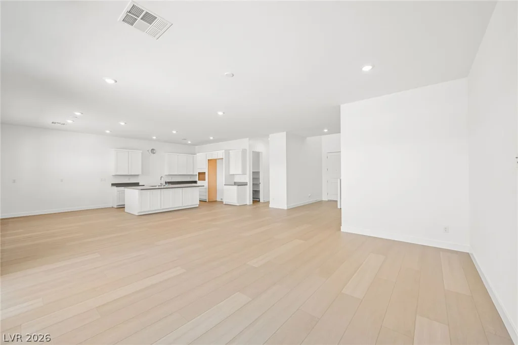 10002 Decano Ridge, Las Vegas, NV 89141