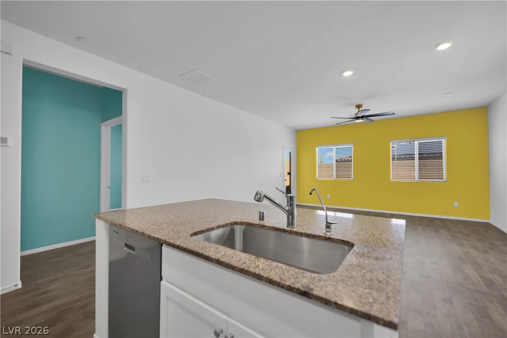 368 Canary Song, Henderson, NV 89011