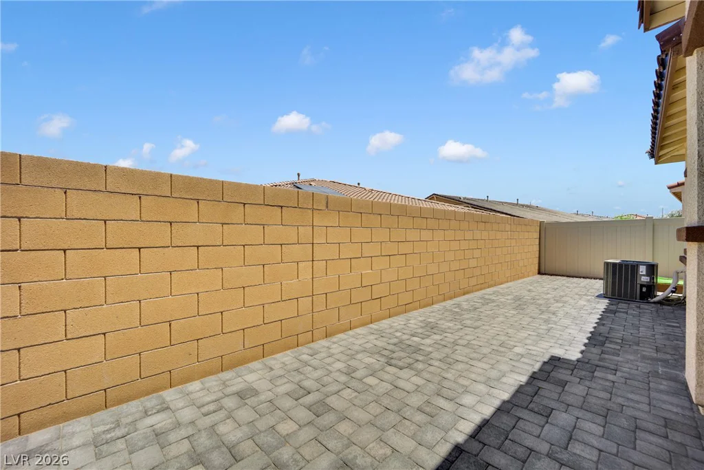368 Canary Song, Henderson, NV 89011