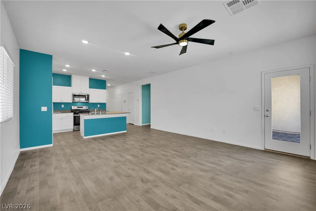 368 Canary Song, Henderson, NV 89011