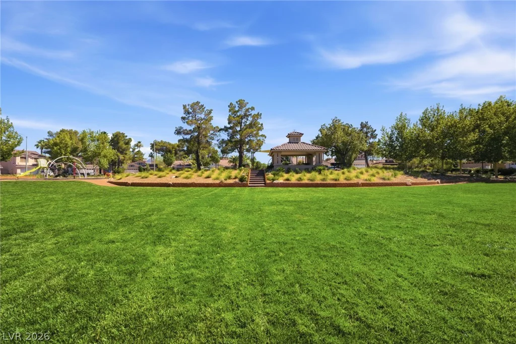 35 Avenida Arenas, Henderson, NV 89074