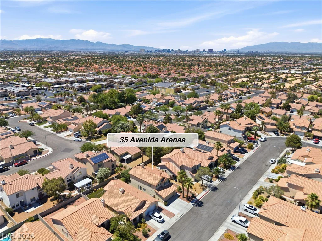 35 Avenida Arenas, Henderson, NV 89074