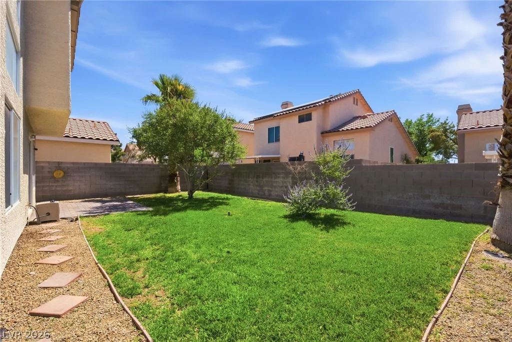 35 Avenida Arenas, Henderson, NV 89074