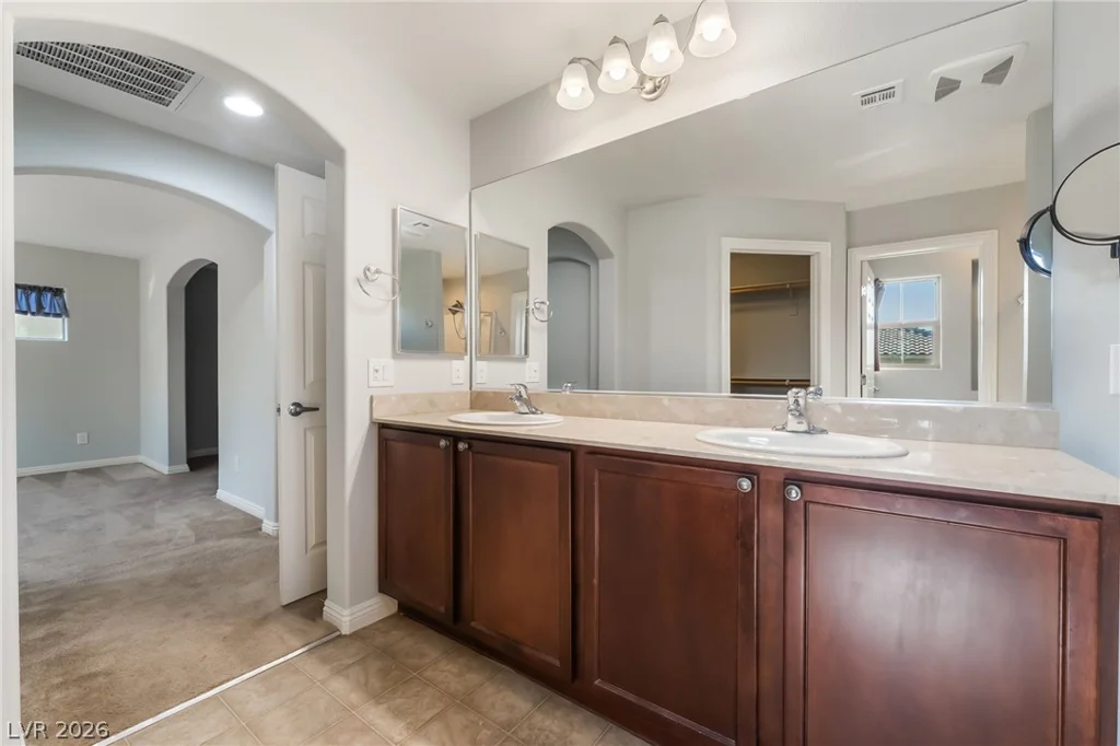 10917 Mount Pendleton, Las Vegas, NV 89179