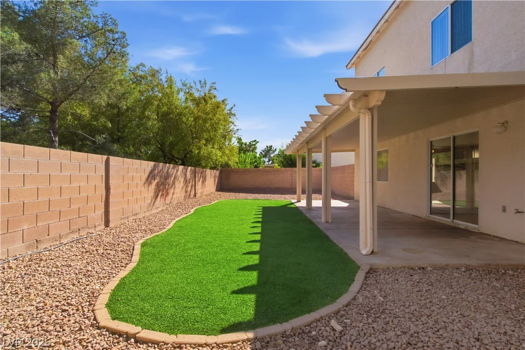 4007 Rain Flower, North Las Vegas, NV 89031