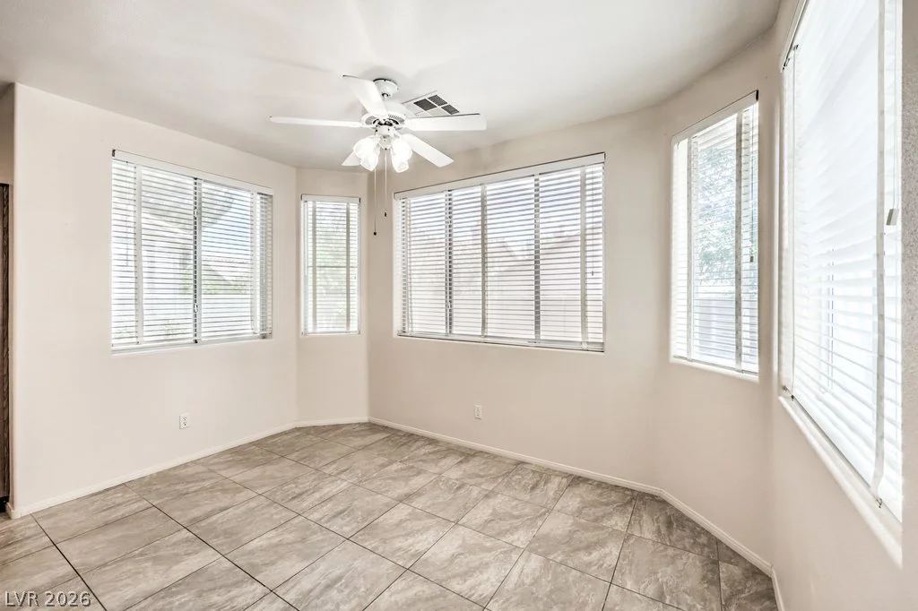 1933 Falcons Lair, Henderson, NV 89012