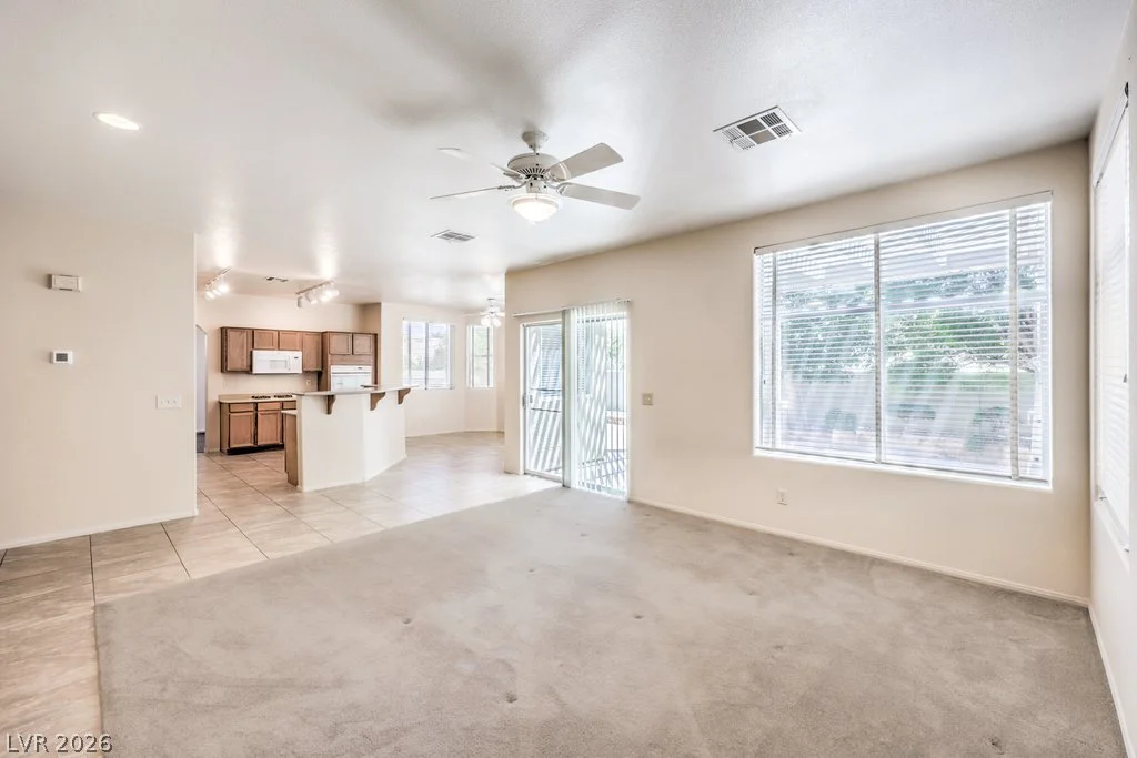 1933 Falcons Lair, Henderson, NV 89012