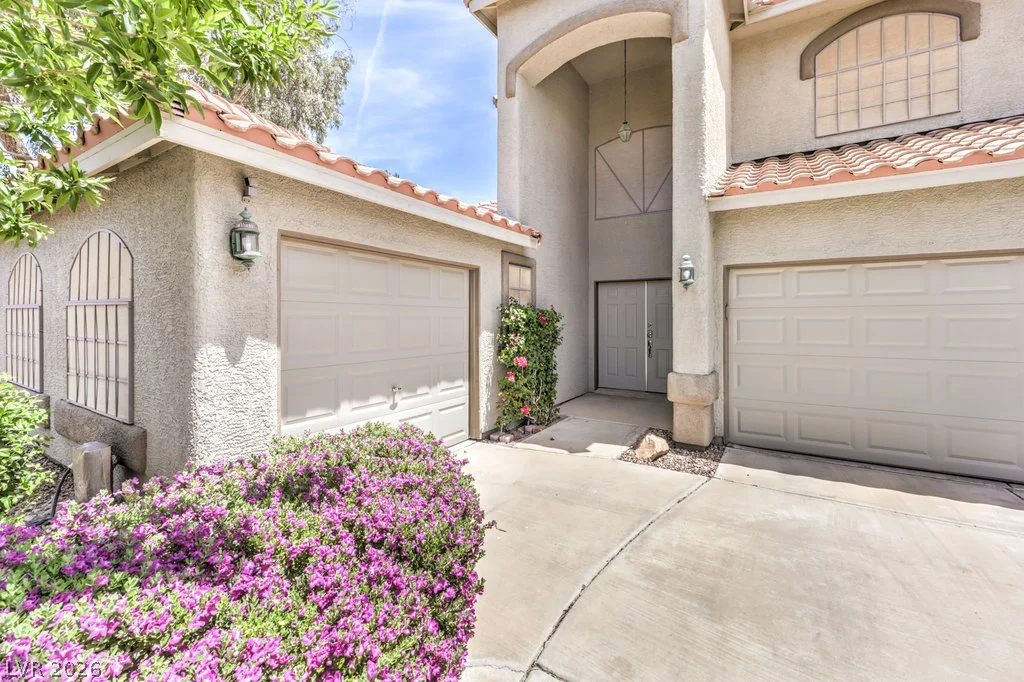 1933 Falcons Lair, Henderson, NV 89012