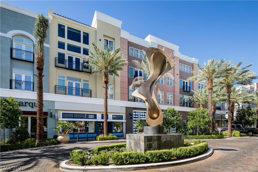 1933 Falcons Lair, Henderson, NV 89012
