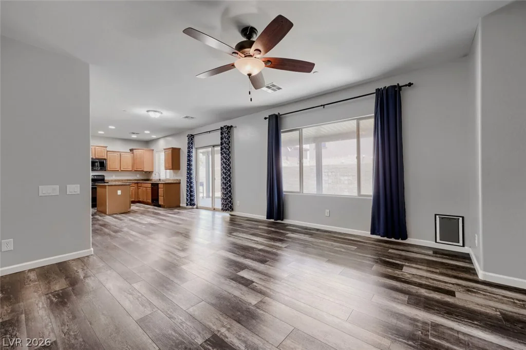 1046 White Willow, Henderson, NV 89002