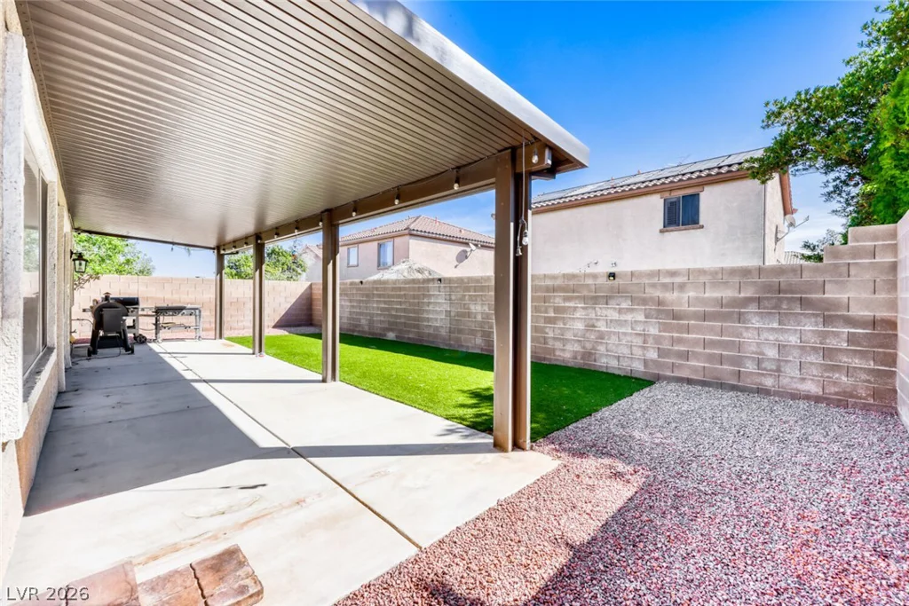 1046 White Willow, Henderson, NV 89002