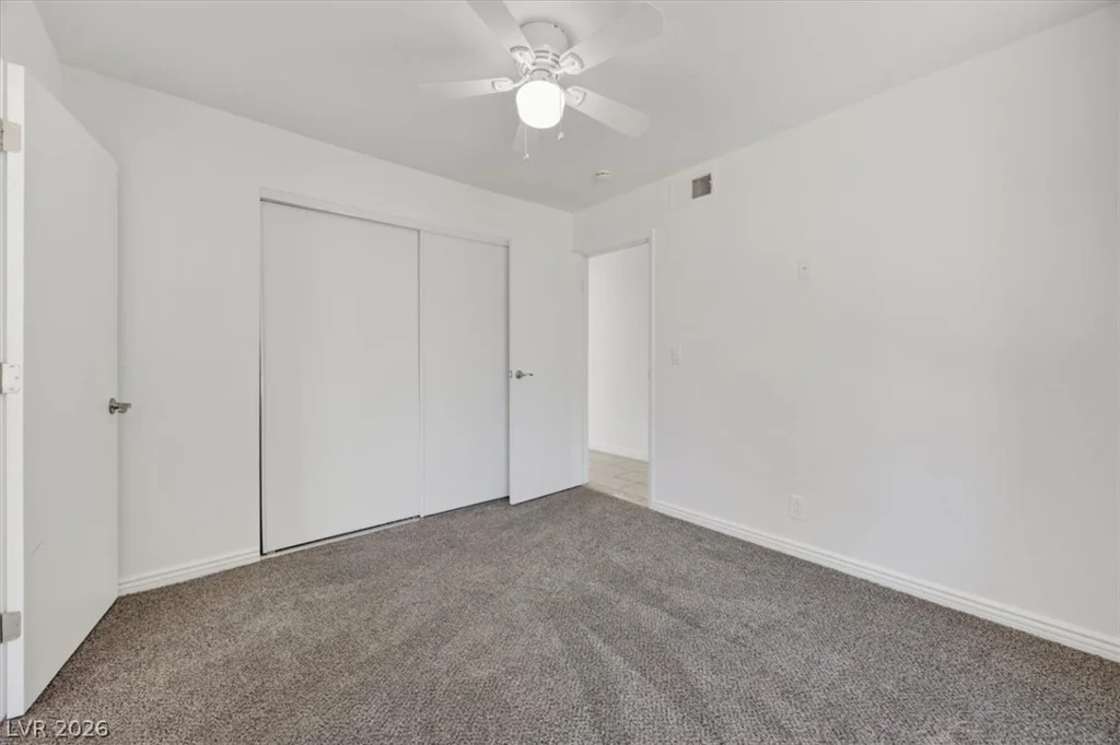 4366 Hidden Oak, Las Vegas, NV 89103