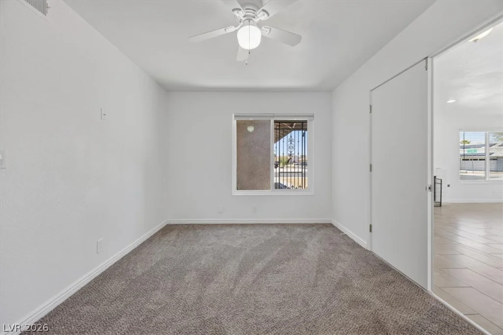 4366 Hidden Oak, Las Vegas, NV 89103