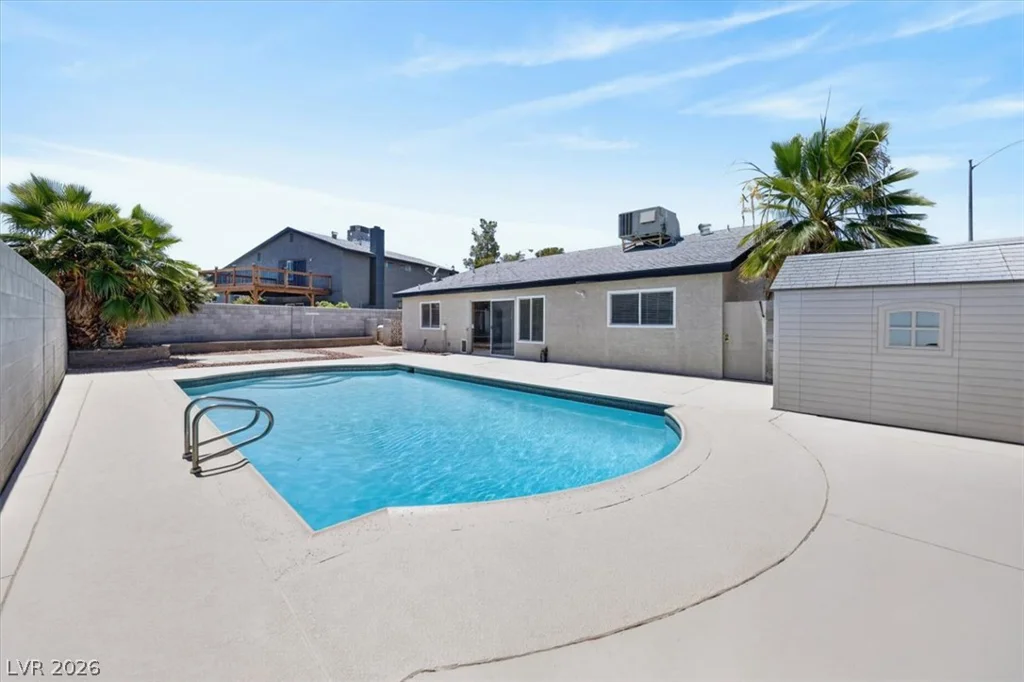 4366 Hidden Oak, Las Vegas, NV 89103