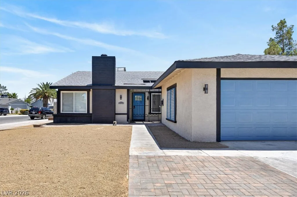 4366 Hidden Oak, Las Vegas, NV 89103