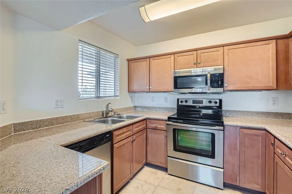 4400 Jones, Las Vegas, NV 89103