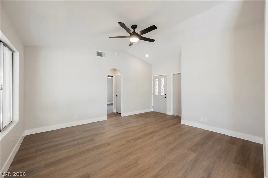 5539 Ballinger, Las Vegas, NV 89142