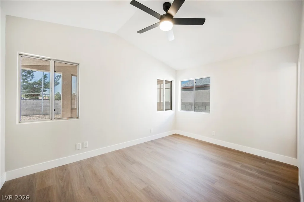 5539 Ballinger, Las Vegas, NV 89142