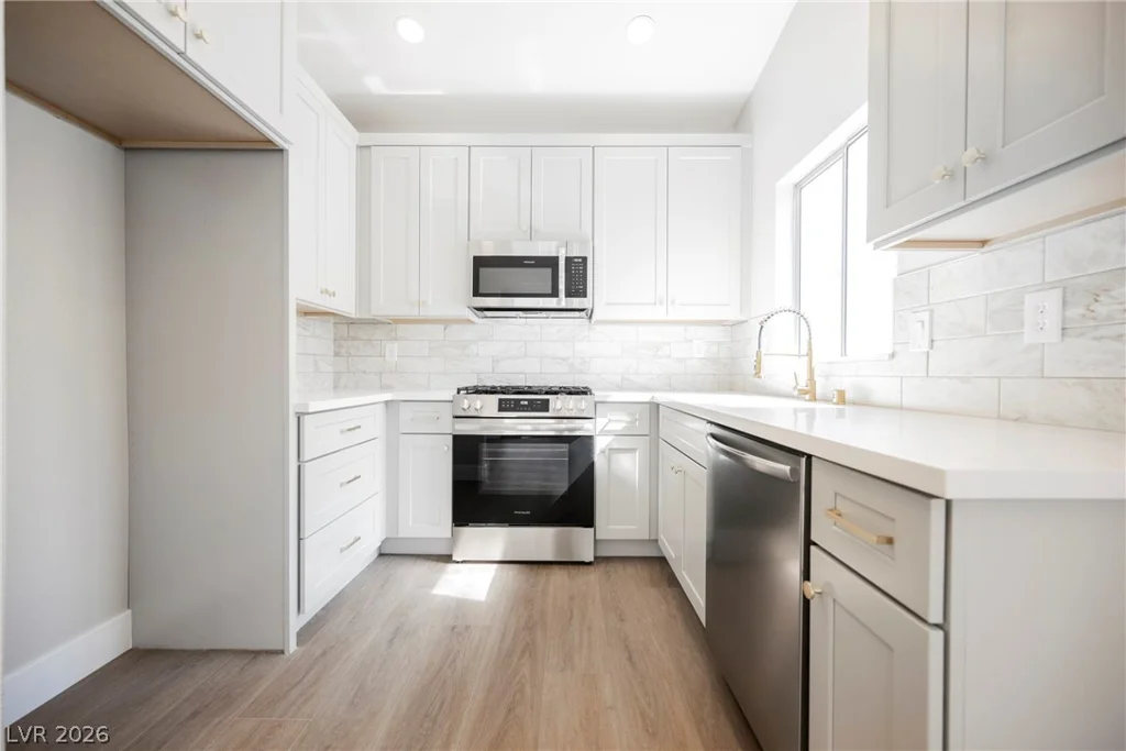 5539 Ballinger, Las Vegas, NV 89142