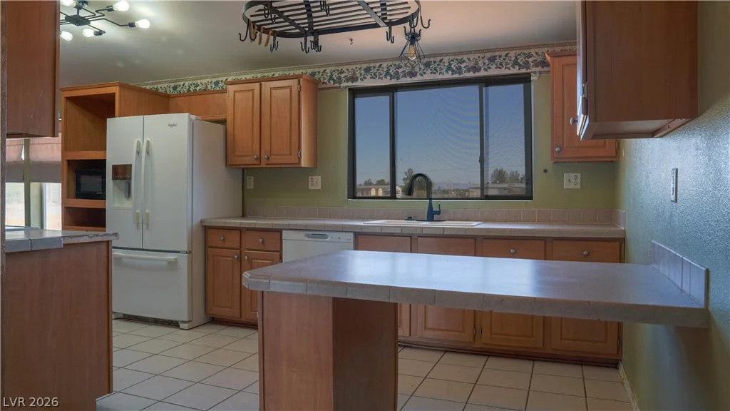 2321 Guinn, Pahrump, NV 89060