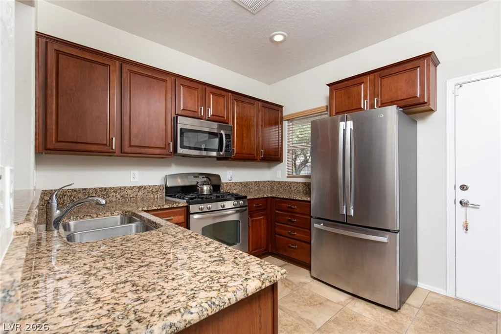 2505 Great Auk, North Las Vegas, NV 89084