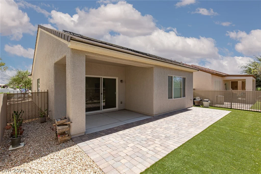2505 Great Auk, North Las Vegas, NV 89084