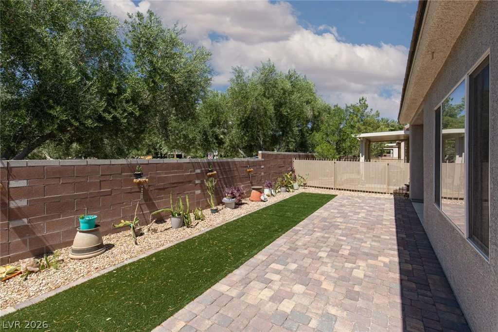 2505 Great Auk, North Las Vegas, NV 89084