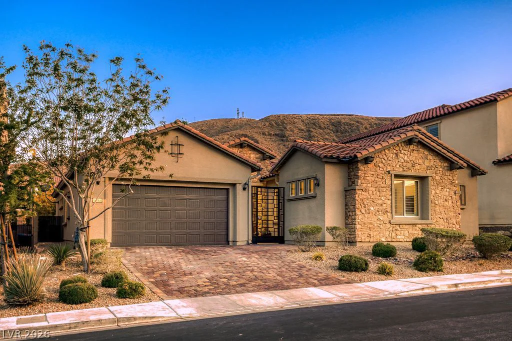 3553 Royal Fortune, Las Vegas, NV 89141